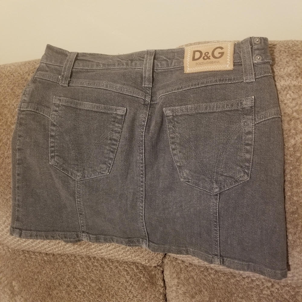Black Dolce & Gabbana Acid Wash Denim Belted Mini Skirt Leather Patch - Picture 2 of 5